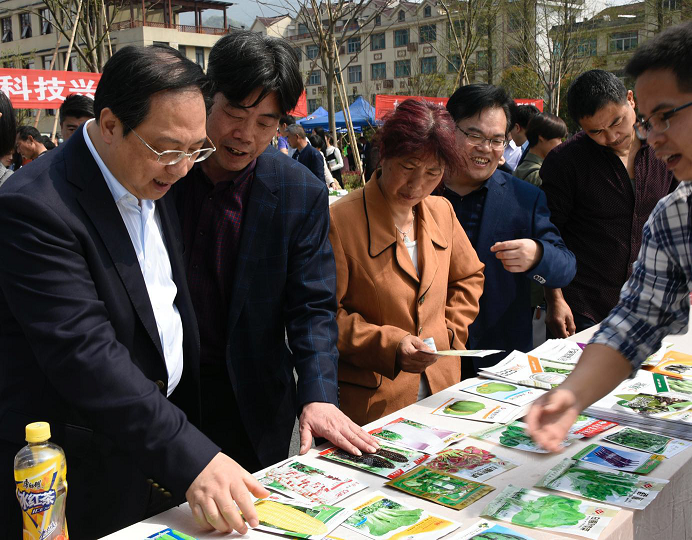 杭州種業集團助力‘百千萬’服務春備耕2.png