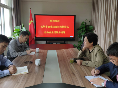 簡訊：市農(nóng)業(yè)綜合行政執(zhí)法隊(duì)服務(wù)指導(dǎo)集團(tuán)種子生產(chǎn)經(jīng)營工作