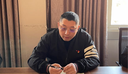 提高黨性修養(yǎng)、爭做合格黨員