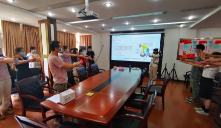 杭州種業(yè)集團(tuán)舉辦應(yīng)急救護(hù)安全演練暨職工衛(wèi)生健康預(yù)警教育講座